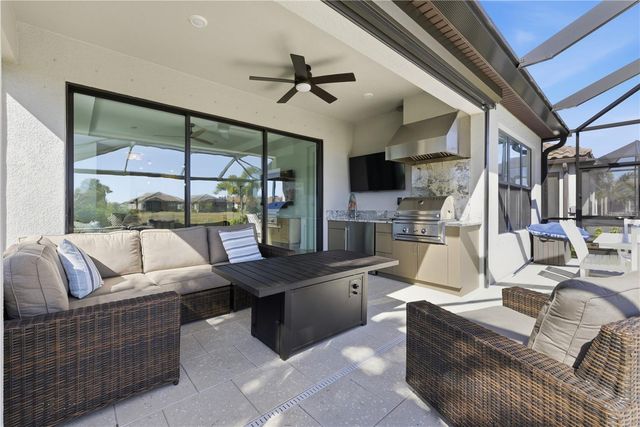 3121 TRAMONTO COURT, Bradenton, FL 34211