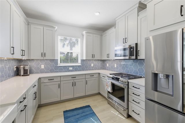 3121 TRAMONTO COURT, Bradenton, FL 34211