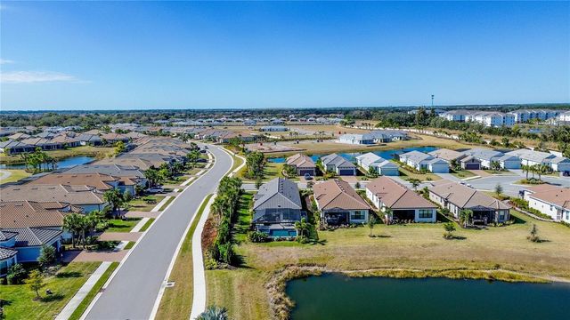 3121 TRAMONTO COURT, Bradenton, FL 34211