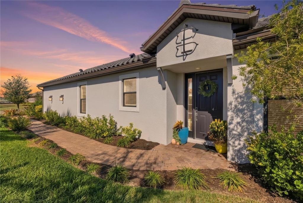 3121 TRAMONTO COURT, Bradenton, FL 34211