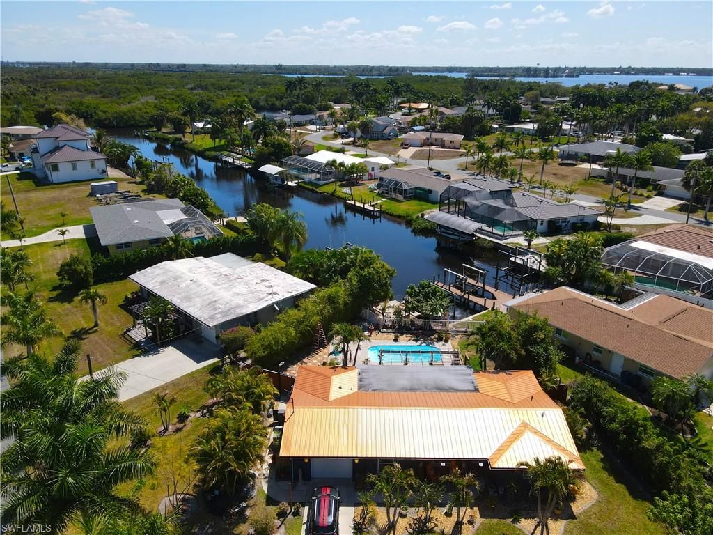 1704 Cascade WAY, NORTH FORT MYERS, FL 33917 — photo 2