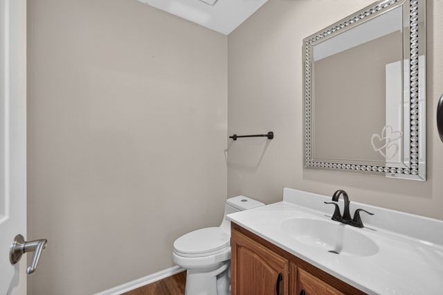 1320 E 17th Street, Norwalk, IA 50211