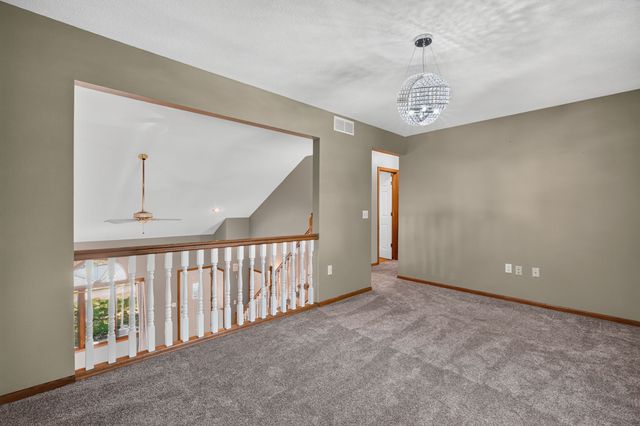 1320 E 17th Street, Norwalk, IA 50211