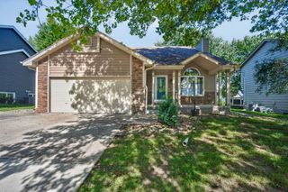 1320 E 17th Street, Norwalk, IA 50211
