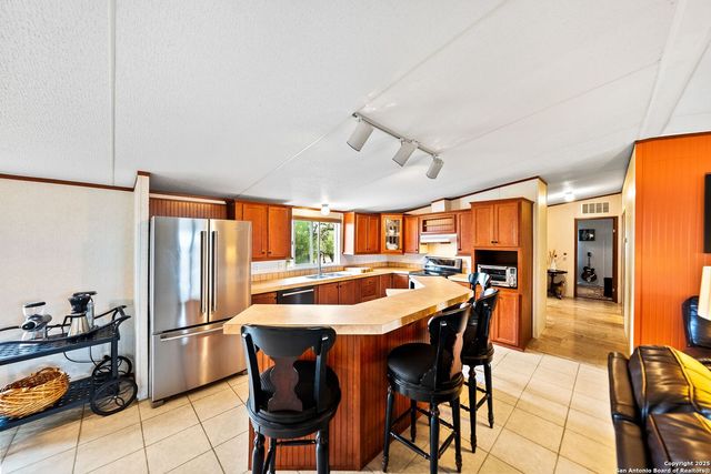 157 County Road 5635, Castroville, TX 78009