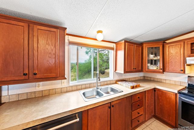 157 County Road 5635, Castroville, TX 78009