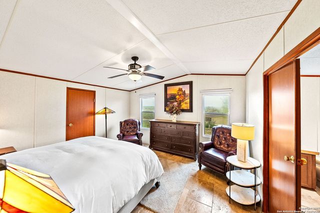 157 County Road 5635, Castroville, TX 78009