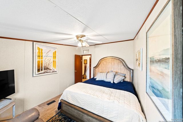 157 County Road 5635, Castroville, TX 78009