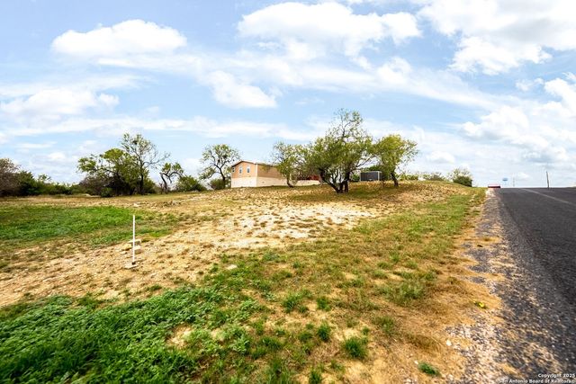 157 County Road 5635, Castroville, TX 78009