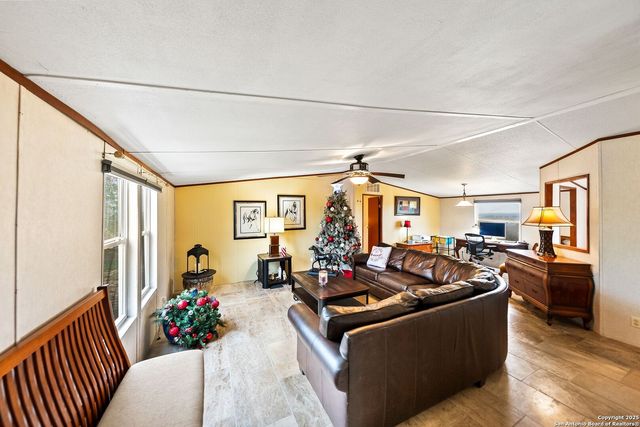 157 County Road 5635, Castroville, TX 78009