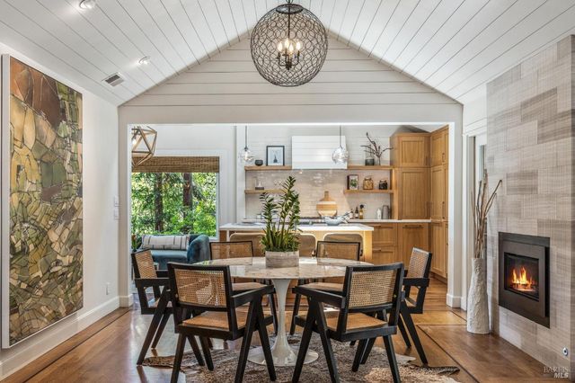 133 Ward St, Larkspur, CA 94939