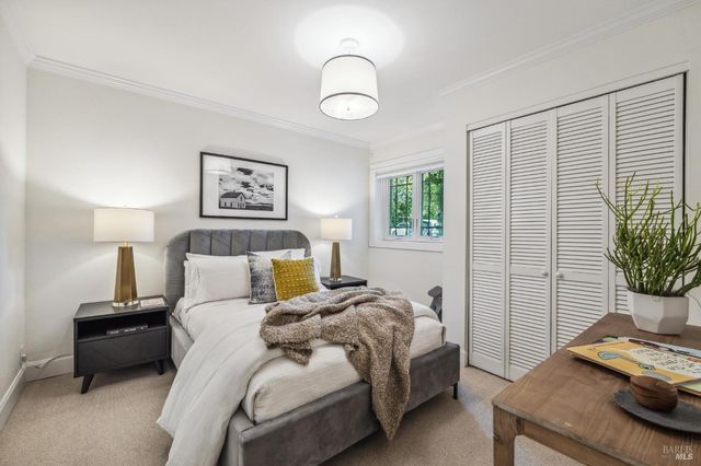 133 Ward St, Larkspur, CA 94939