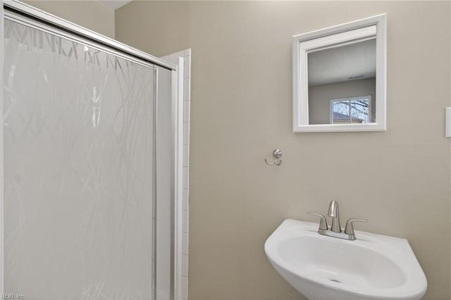 486 Leslie TER, Virginia Beach, VA 23452