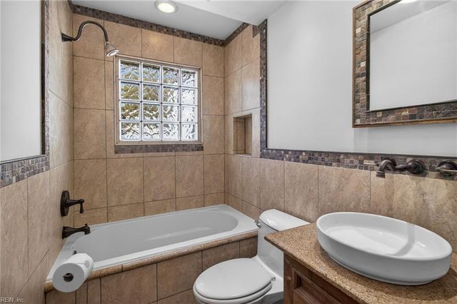 486 Leslie TER, Virginia Beach, VA 23452