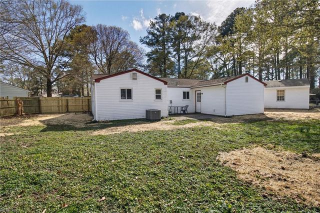 486 Leslie TER, Virginia Beach, VA 23452