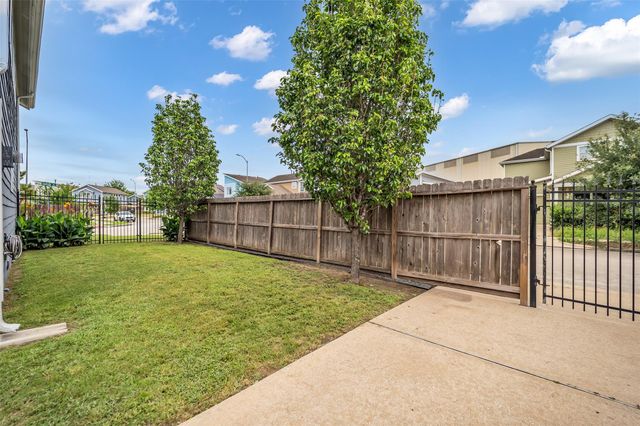 4203 Darter Street, Houston, TX 77009