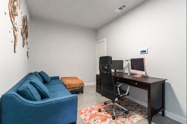 2220 Rook Drive, Dallas, TX 75211