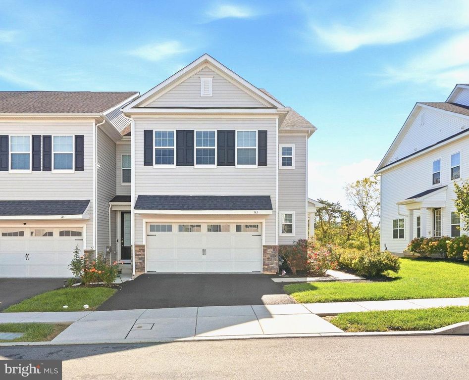 143 KNOCK HILL DR, Royersford, PA 19468 — exterior