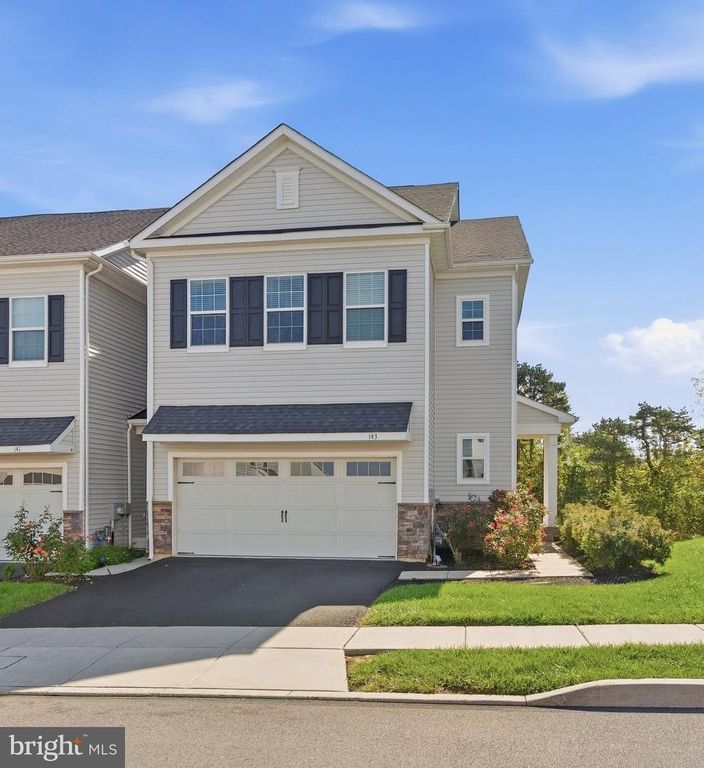 143 KNOCK HILL DR, Royersford, PA 19468 — photo 2
