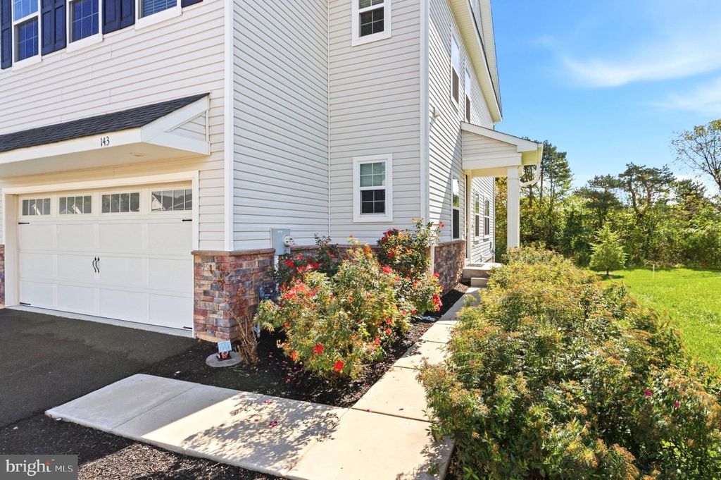 143 KNOCK HILL DR, Royersford, PA 19468 — photo 3