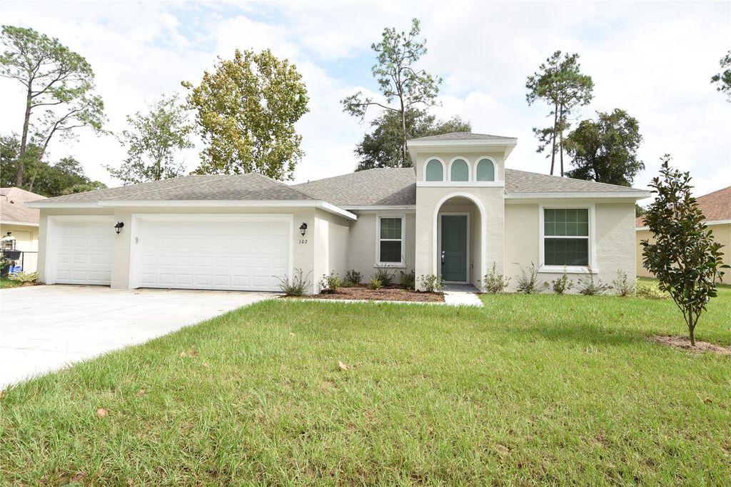 102 BRITTANY LANE, Palm Coast, FL 32137