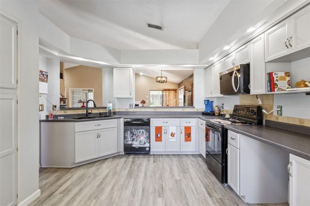 5526 DEEPDALE DRIVE, Orlando, FL 32821