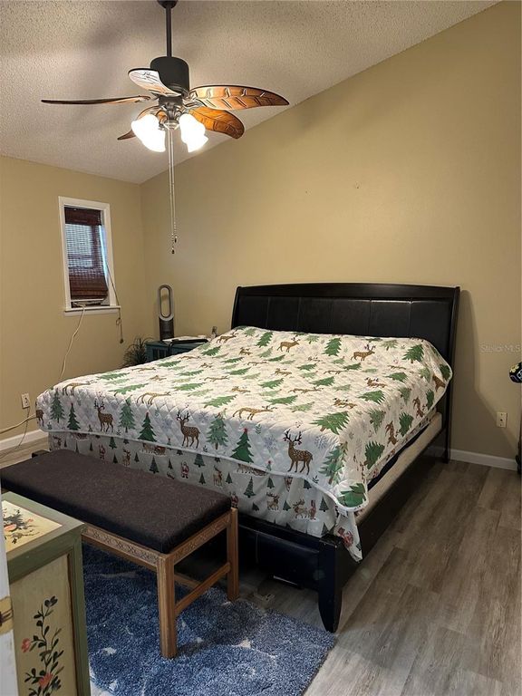 Image 19 of property listing at 5526 DEEPDALE DRIVE, Orlando, FL 32821