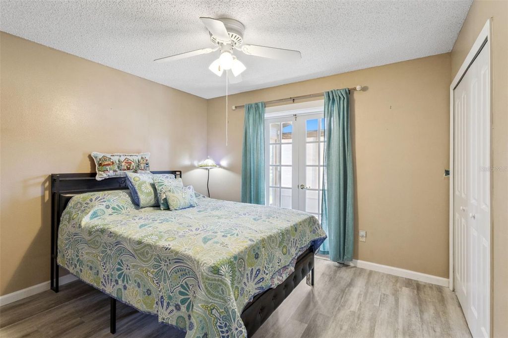 Image 32 of property listing at 5526 DEEPDALE DRIVE, Orlando, FL 32821