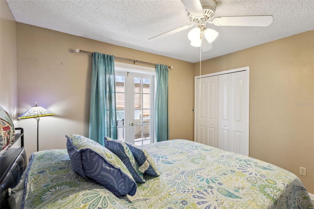 Image 33 of property listing at 5526 DEEPDALE DRIVE, Orlando, FL 32821