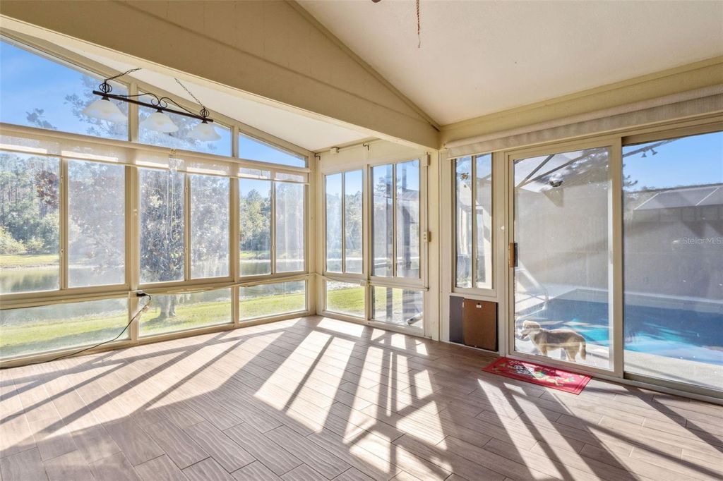 Image 36 of property listing at 5526 DEEPDALE DRIVE, Orlando, FL 32821