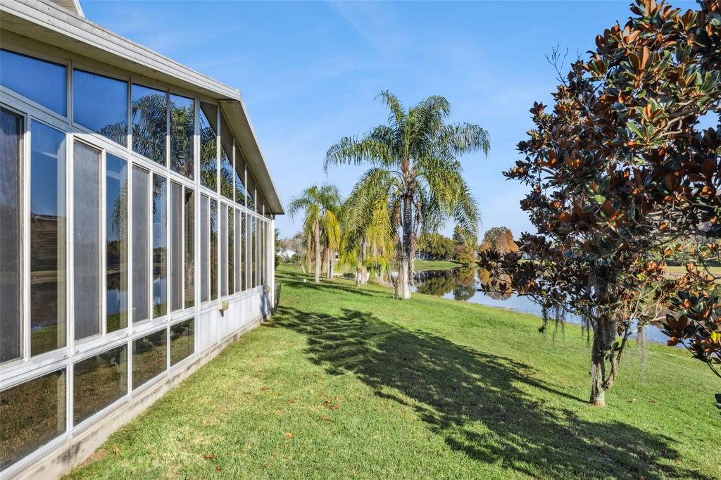 Image 50 of property listing at 5526 DEEPDALE DRIVE, Orlando, FL 32821