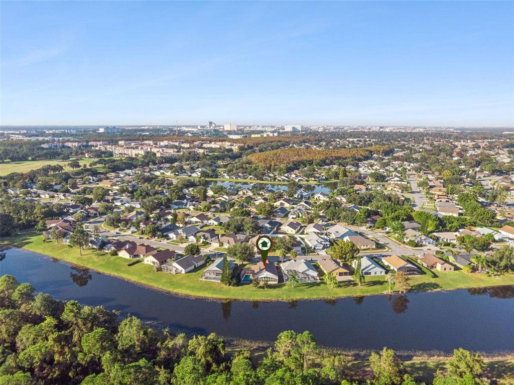 Image 61 of property listing at 5526 DEEPDALE DRIVE, Orlando, FL 32821