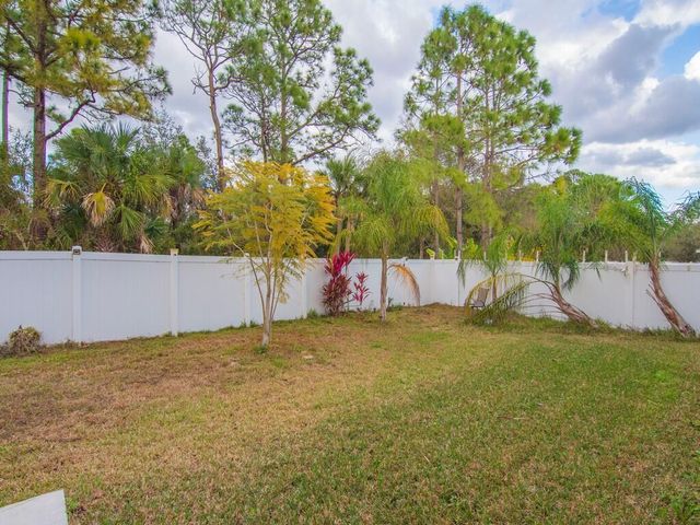 8308 Amalfi Circle, Fort Pierce, FL 34951