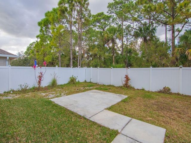 8308 Amalfi Circle, Fort Pierce, FL 34951