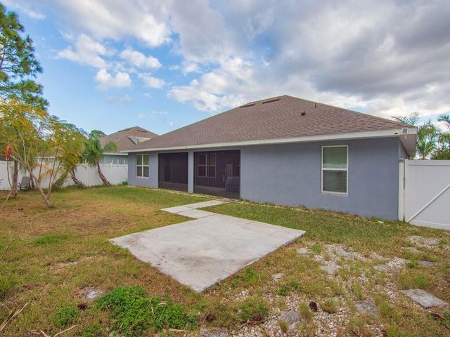 8308 Amalfi Circle, Fort Pierce, FL 34951