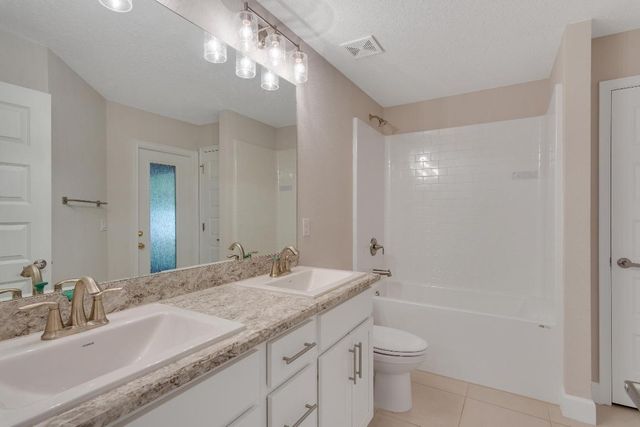 8308 Amalfi Circle, Fort Pierce, FL 34951