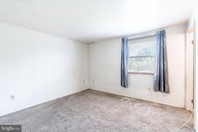 126 CHALLEDON DR, Walkersville, MD 21793