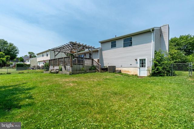 126 CHALLEDON DR, Walkersville, MD 21793