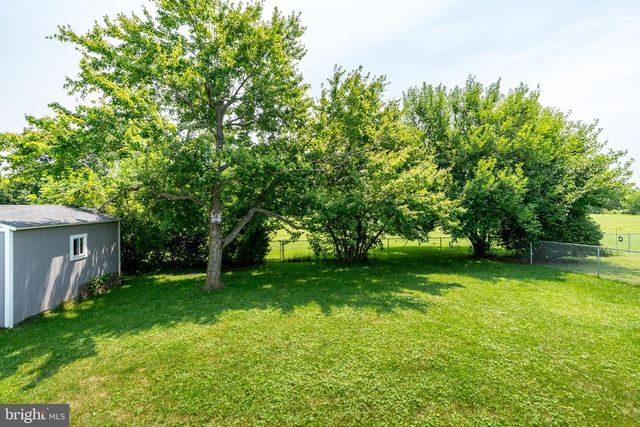 126 CHALLEDON DR, Walkersville, MD 21793
