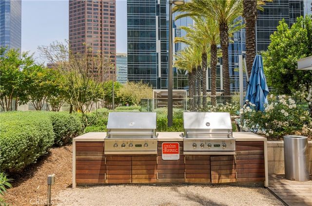 877 Francisco Street 1202, Los Angeles, CA 90017