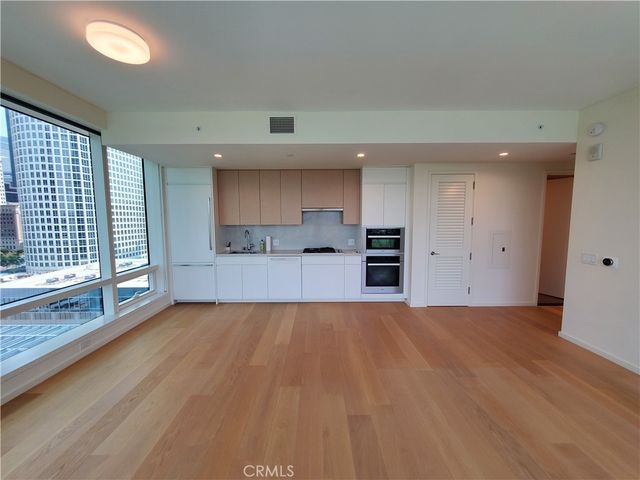 877 Francisco Street 1202, Los Angeles, CA 90017