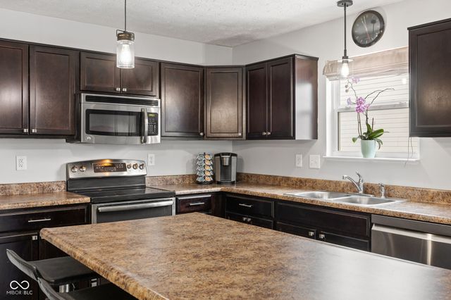 11253 Lucky Dan Drive, Noblesville, IN 46060