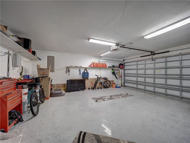 2306 Park Wood Dr, Portland, TX 78374