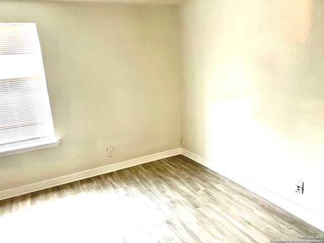 239 WAUGH, San Antonio, TX 78223