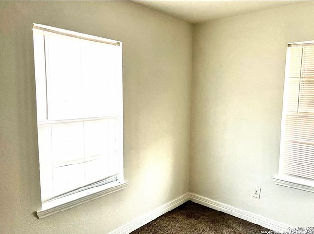 239 WAUGH, San Antonio, TX 78223