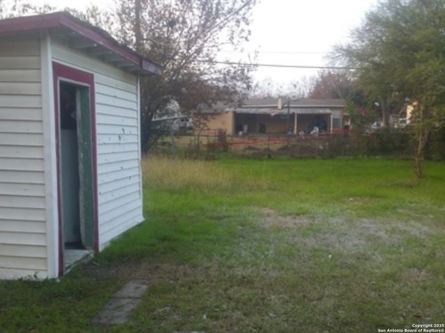 239 WAUGH, San Antonio, TX 78223