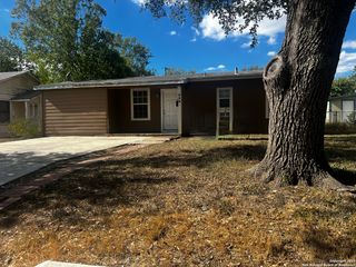 239 WAUGH, San Antonio, TX 78223