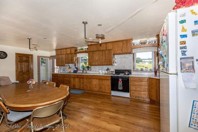 4408 County Road 7480, West Plains, MO 65775