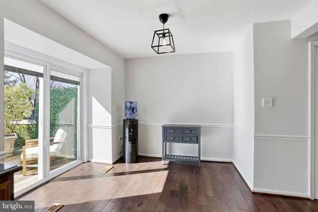 10293 LATNEY RD, Fairfax, VA 22032