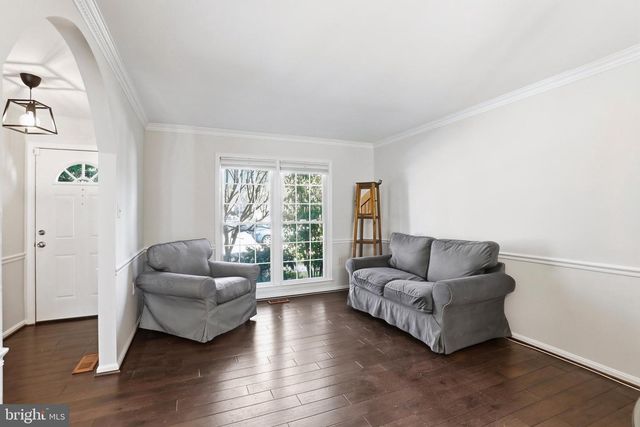 10293 LATNEY RD, Fairfax, VA 22032